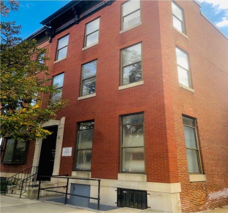 211 East 25th Street (21218) Gold and Company